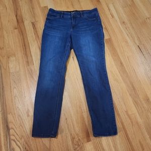 Liz Claiborne stretch Mid Rise Jeans size 10